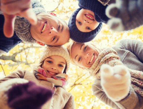 Tips for planning a family retreat [Free Planner]
